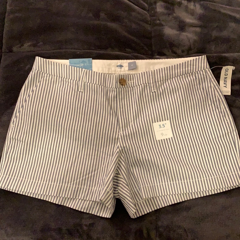 NWT Old Navy striped shorts, size 10